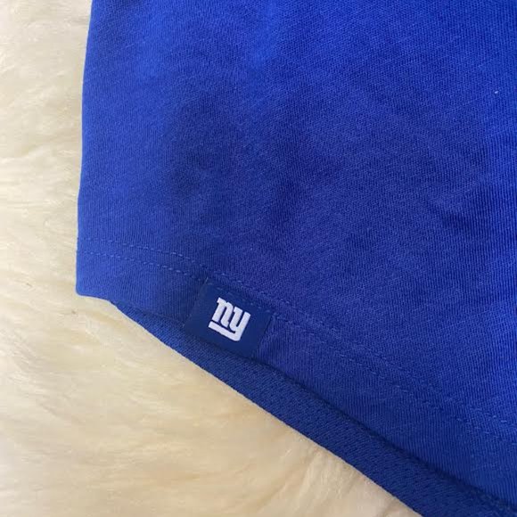NWT NIKE Women DRI-FIT Running Training  NFL Football NEW YORK Giants Top Tee - Picture 4 of 6